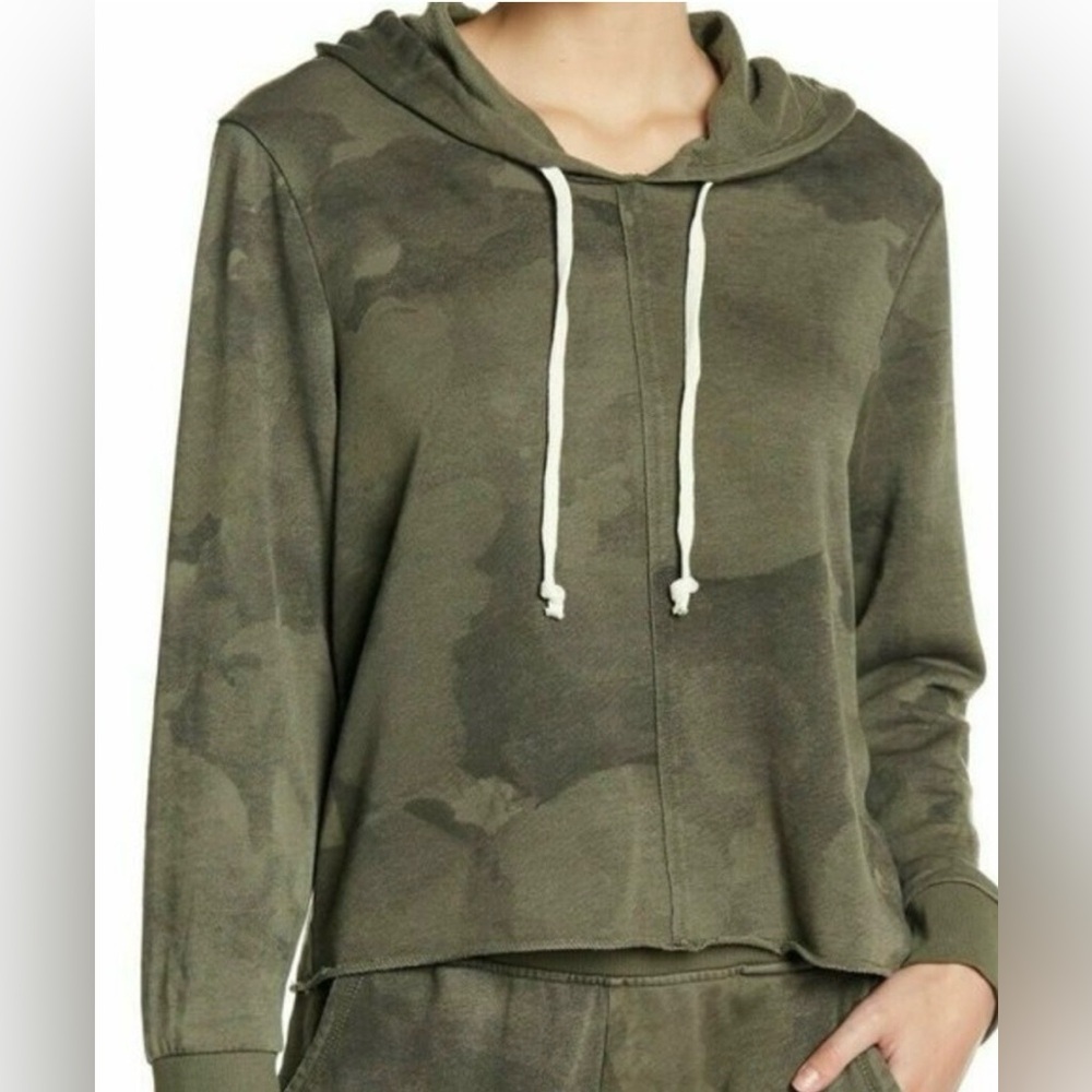 Alternative Green Camo Long Sleeve Sweatshirt Hoodie Casual Fall Travel